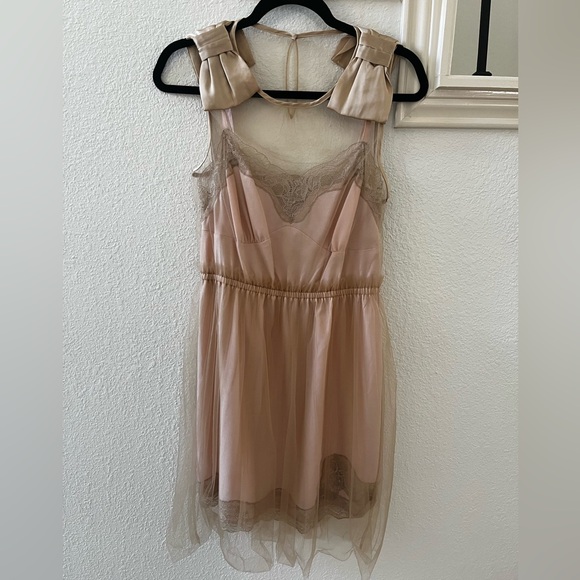 Party cocktail dress bows on shoulder - Picture 1 of 4